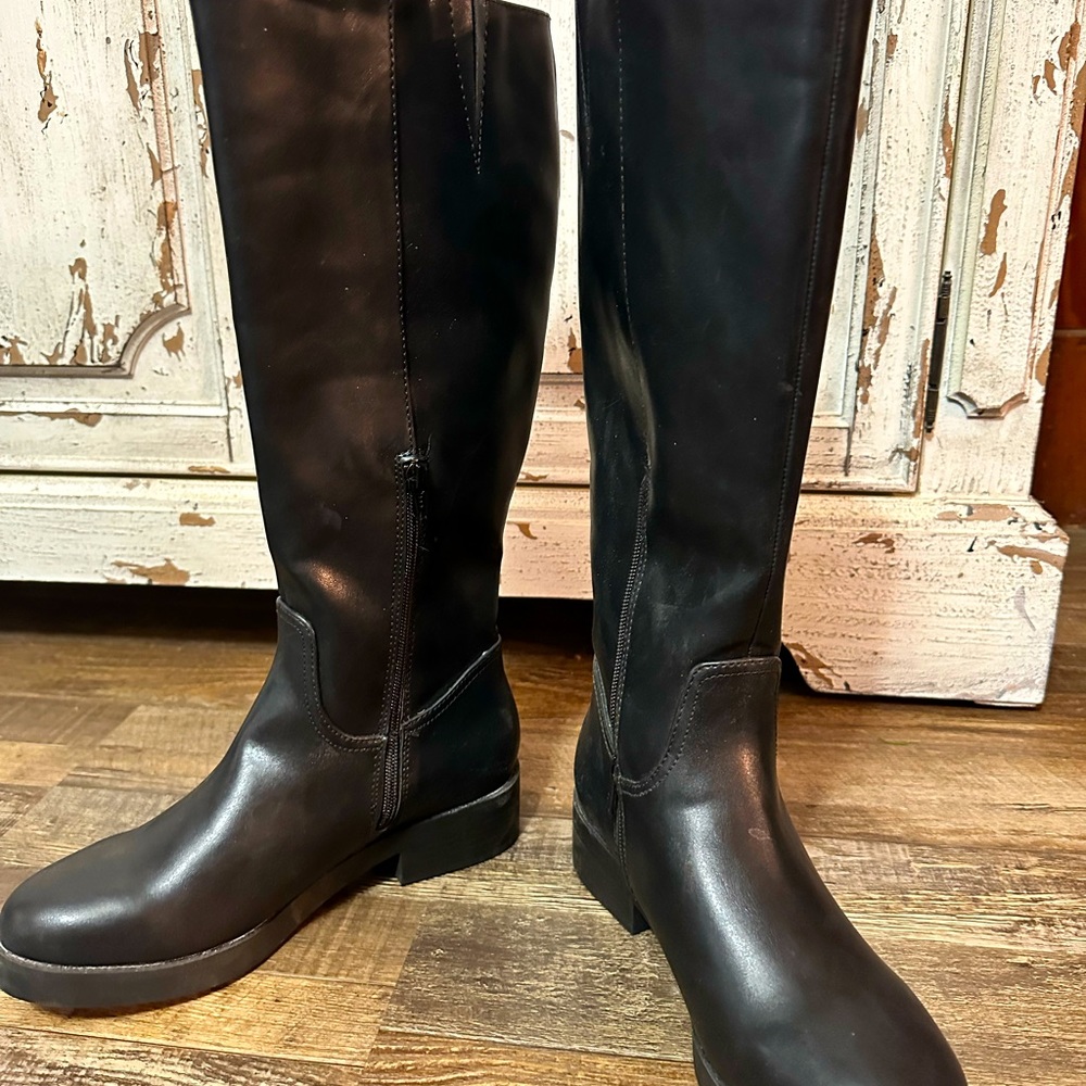 Women’s Black Boots